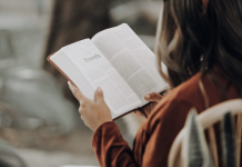 Të lexuarit e një libri për gjashtë minuta ul stresin me 68%