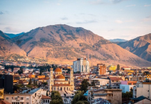 “Travelbinger”: Shqipëria, parajsa e fshehur natyrore e Evropës