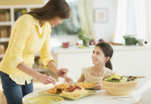 Si ndikon ushqimi tek mikrobioma