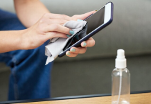 Një bakter i rrezikshëm gjendet në telefonat celularë