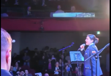 Muzikë shqiptare nga Orkestra e Forcave të Armatosura në Paris