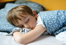 Edhe fëmijët gërhasin, a është një sinjal që nuk duhen nënvlerësuar?