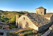 Manastiri i restauruar i Shën Pjetrit dhe Pavlit, në Vithkuq