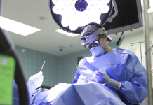 Shkencëtarët brazilianë revolucionarizojnë trajtimin e kancerit të gjirit