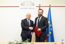 Ministria e Mjedisit marrëveshje me UBT-në për sfidat mjedisore dhe kërkime shkencore
