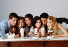 “Friends”: Yjet e serialit vazhdojnë të përfitojnë rreth 2 milionë dollarë në vit