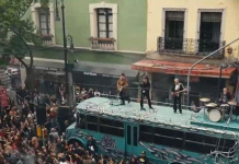 “U2” befason me koncertin spontan gjatë xhirimeve në Meksiko Siti