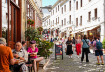 Italianët kryesojnë vizitat turistike