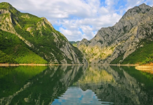 “Skyscanner” promovon Shqipërinë si destinacionin më ekonomik për pushime