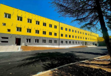 Shkolla “Shyqyri Peza” në Tiranë, kushte dinjitoze për nxënësit dhe mësuesit