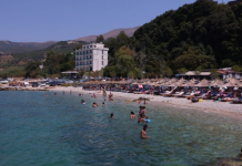 Plazhet e Radhimës, ndër zgjedhjet e preferuara të turistëve në Vlorë
