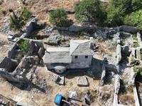 Manastiri i Kryeengjëjve në Derviçan po i nënshtrohet restaurimit