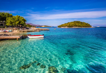 “The Sun” : Butrinti, Saranda dhe natyra e jugut