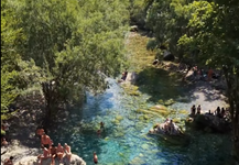 Turistët e huaj zgjedhin Thethin